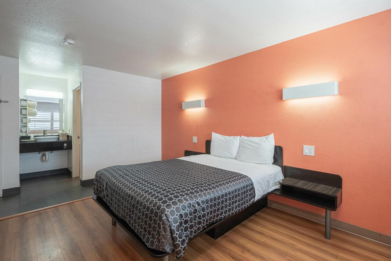 Coastal Valley Inn Castroville Luaran gambar