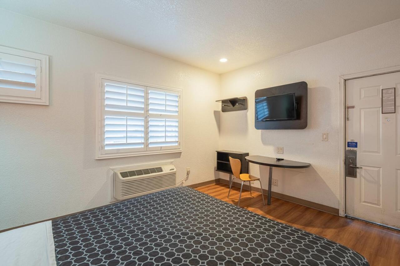 Coastal Valley Inn Castroville Luaran gambar